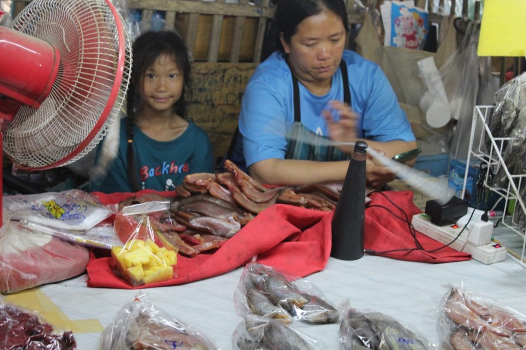 L’alba dorata e la scoperta della cultura&nbsp;locale
